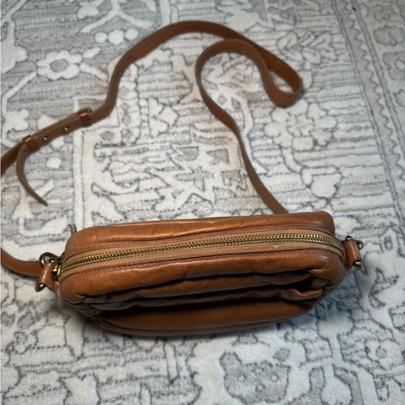 Madewell Brown Transport Camera Bag - Picture 6 of 13